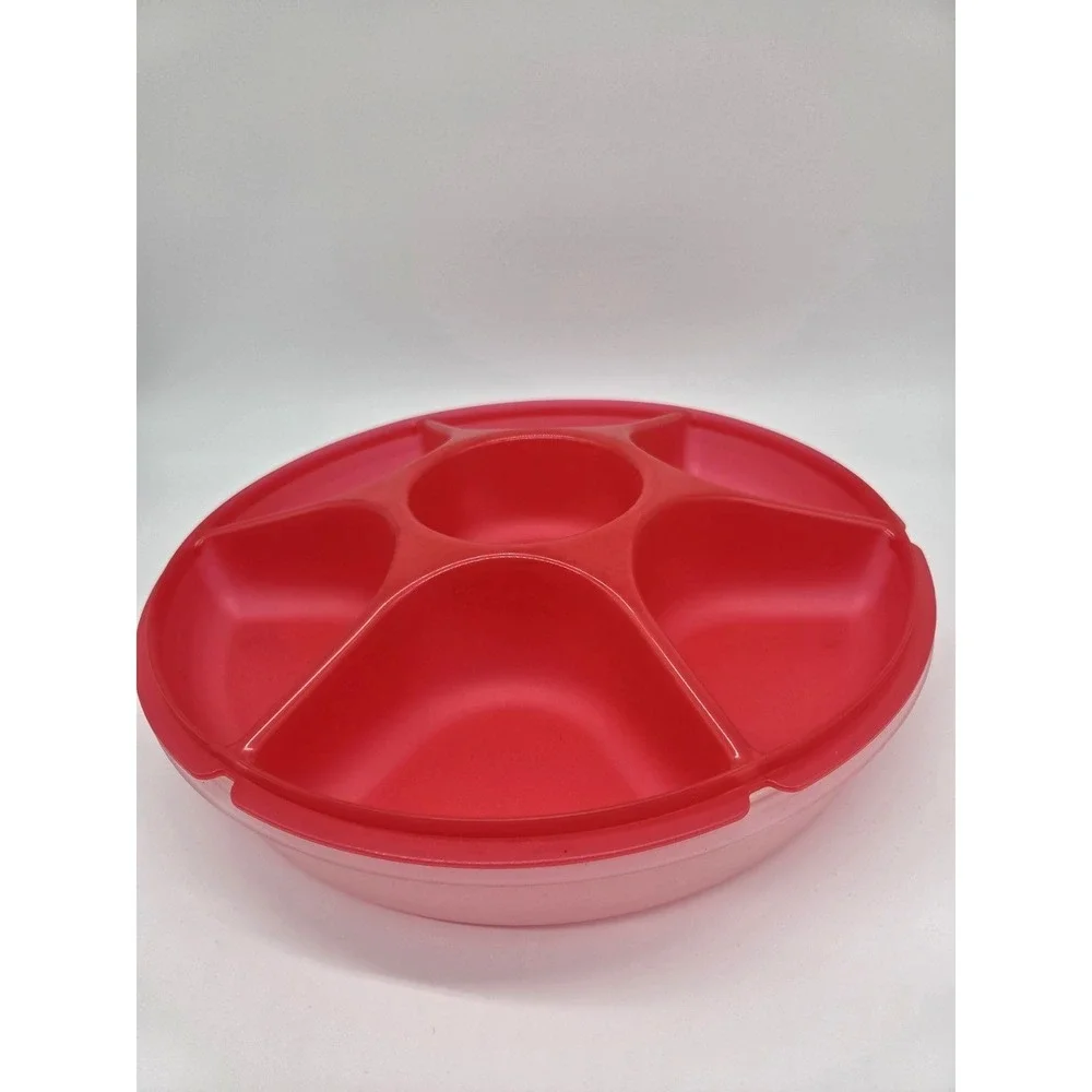Tupperware Red Serving Center New‎ _ Tray and Lid Only